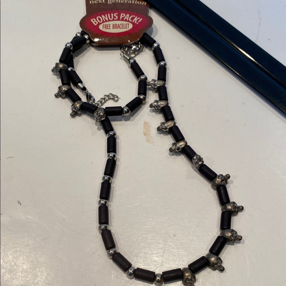 NWT & Vintage Black Skull Necklace & Bracelet Set